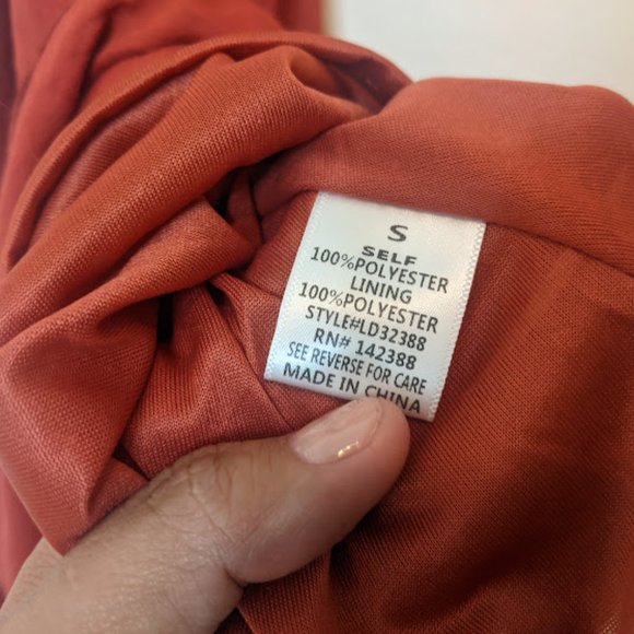 Essue Ruffle Midi Dress Size Small Red/Orange NWOT - Picture 12 of 12